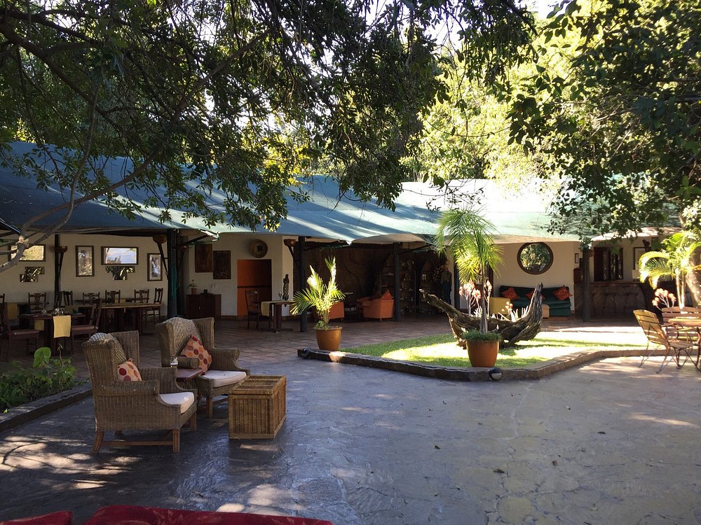 Islands of Siankaba Lodge - Image 3