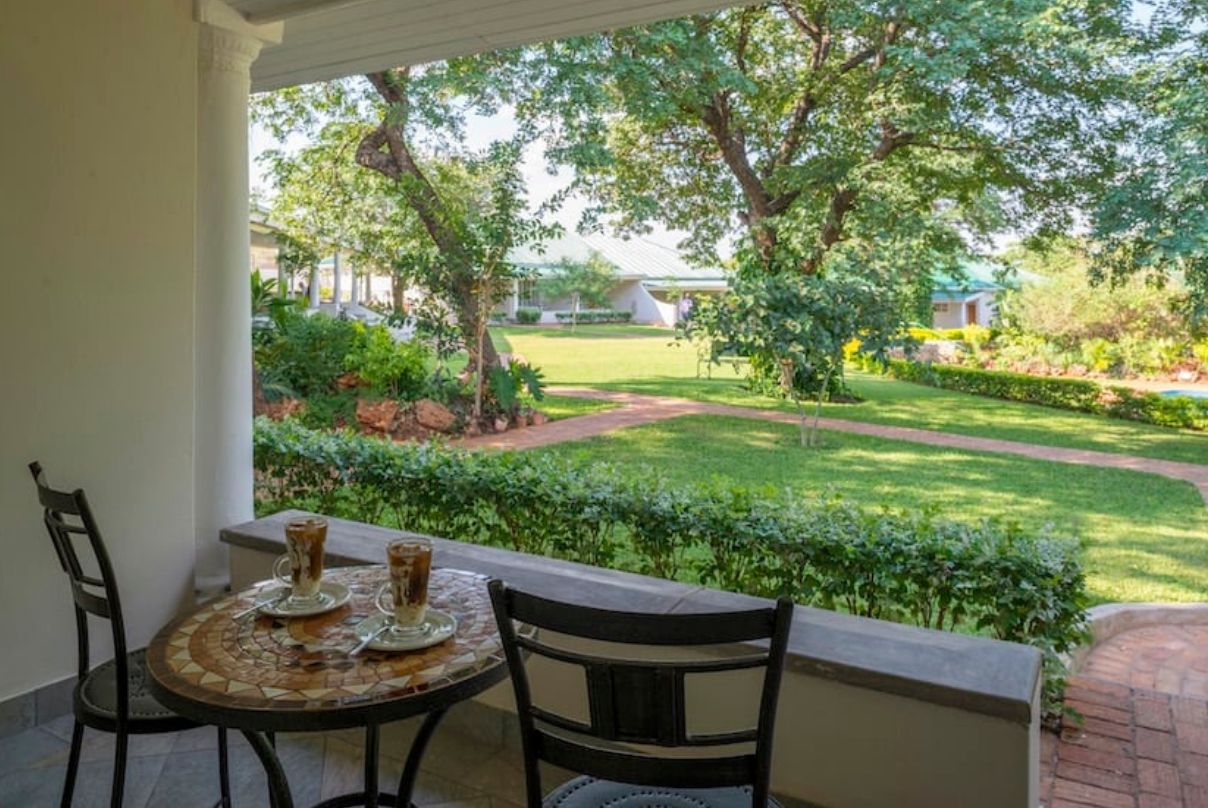 Batonka Guest Lodge - Image 8