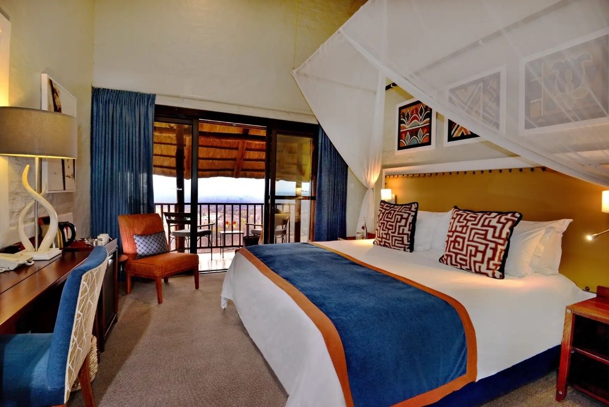 Victoria Falls Safari Lodge - Image 3